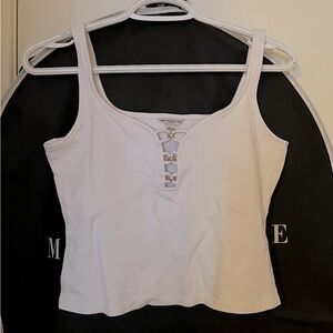 Guess-Women's- White Summer Crop Top-Size Small-Never worn-Size Small
